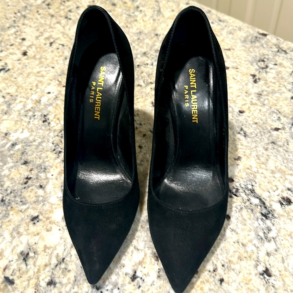 Saint Laurent Paris suede heels 🌟